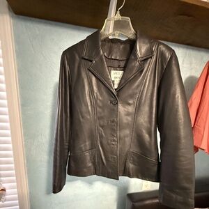 Luxurious soft leather Vakko women’s jacket